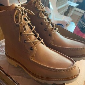 Sperry Leather Boots BRAND NEW Size 8.5